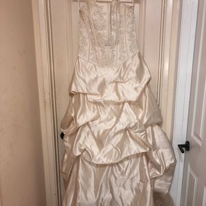 Ivory/Light Golden Wedding dress!
